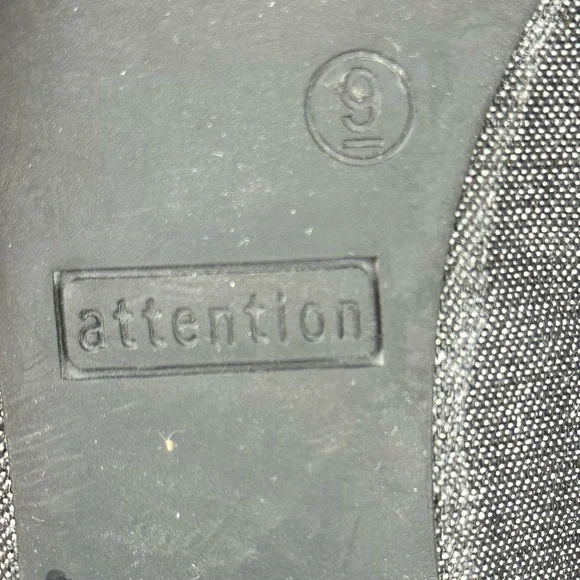 attention Gray Embroidered Floral Pointed-Toe Flats with Pink Flowers - Picture 2 of 2